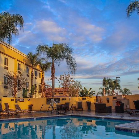 Best Western Plus Arrowhead Hotel Colton Bagian luar foto